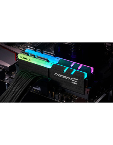 16GB (2x8GB) TridentZ RGB 3,6GHz Dual...