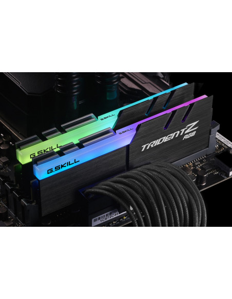 16GB (2x8GB) Trident Z RGB 3,2GHz