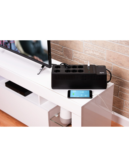 Back-UPS 850VA 230V USB Type-C and A charging ports