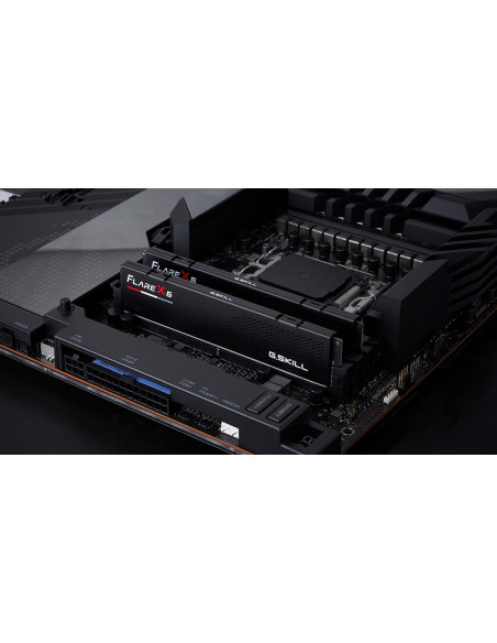 32GB (2x16GB) Flare X5 6,0GHz Dual-channel EXPO